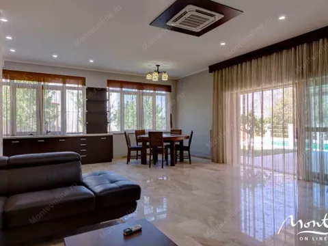 Prodaja, kuća, 372m², Stoliv, Kotor - image 17