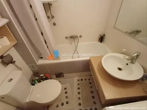 Izdavanje, trosoban stan, 92m², Novi Beograd Sve Podlokacije, Beograd - image 13