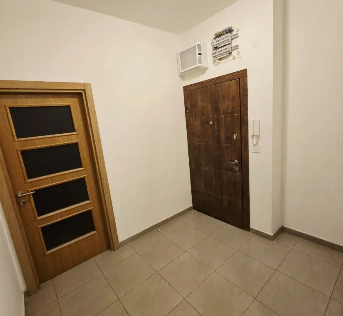 Prodaja, dvosoban stan, 72m², Stari Aerodrom, Podgorica
