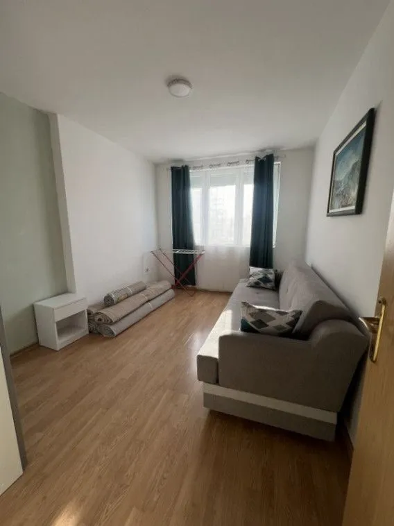 Izdavanje, dvosoban stan, 70m², Centar, Bar