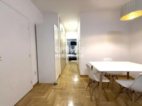 Izdavanje, trosoban stan, 60m², Botanička Bašta, Palilula Sve Podlokacije - image 4