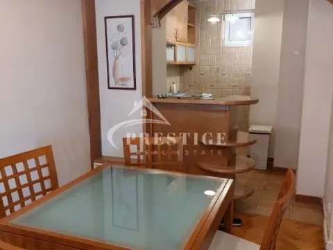 Izdavanje, trosoban stan, 70m², Centar, Podgorica - image 7