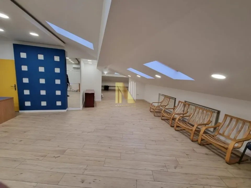Rent, office space, 120m², Centar, Novi Sad