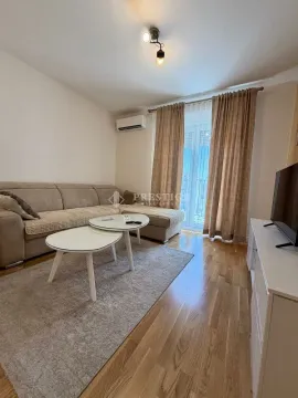 Rent, one bedroom apartment, 42m², Pobrežje, Podgorica - image 2