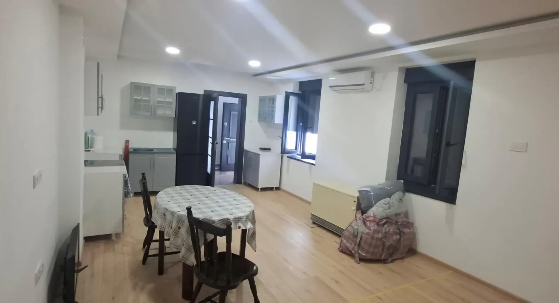 Sale, apartment, 34m², Kalenić Pijaca, Vračar Sve Podlokacije