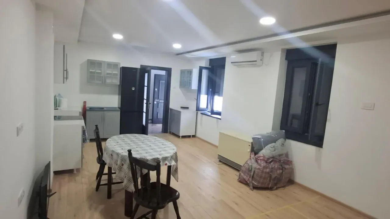 Sale, apartment, 34m², Kalenić Pijaca, Vračar Sve Podlokacije