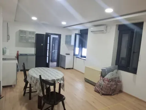 Stan in Kalenić Pijaca
