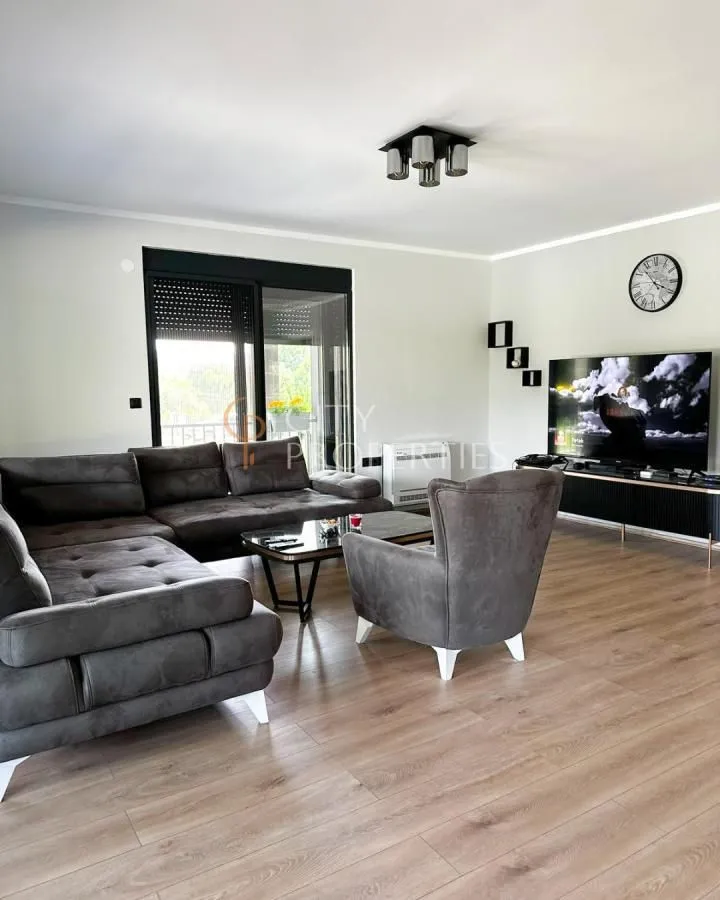 Rent, house, 160m², Pričelje, Podgorica