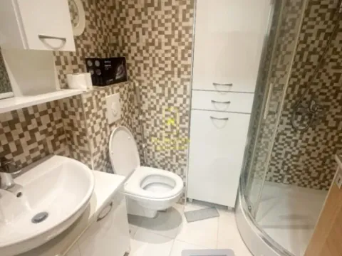 Izdavanje, jednosoban stan, 43m², City Kvart, Podgorica - image 5