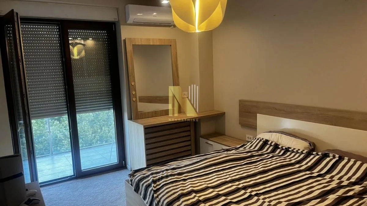 Izdavanje, trosoban stan, 85m², Liman 3, Novi Sad Sve Podlokacije