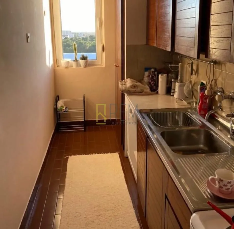 Prodaja, jednosoban stan, 42m², Blok 9, Podgorica