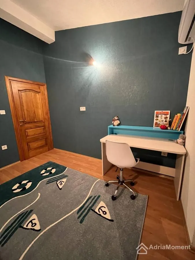 Sale, house, 175m², Šušanj, Bar