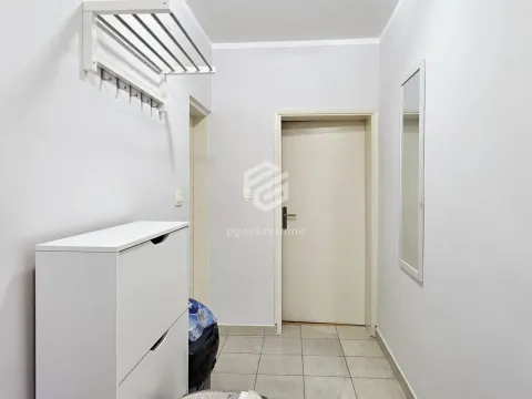 Izdavanje, dvosoban stan, 108m², Stari Aerodrom, Podgorica - image 12