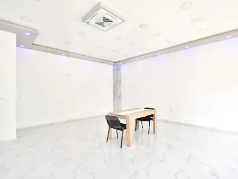 Rent, office space, 116m², Stari Aerodrom, Podgorica - image 3