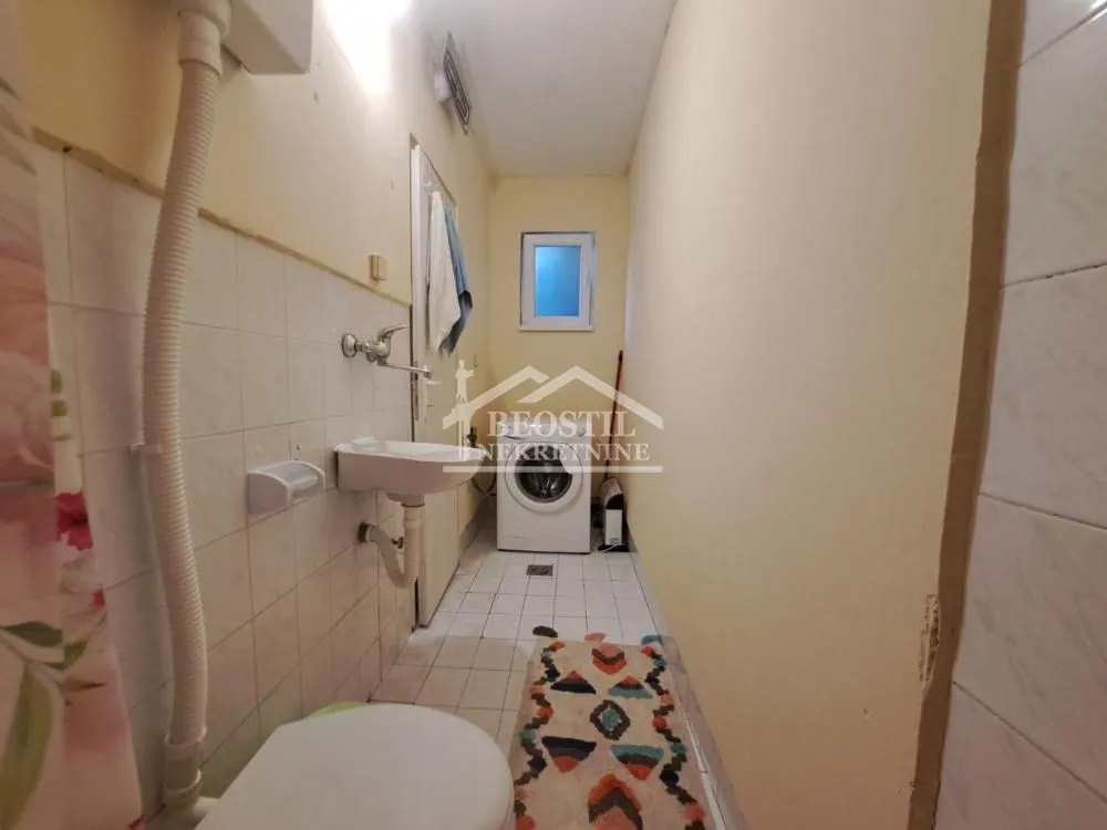 Prodaja, jednosoban stan, 27m², Savski Venac, Beograd