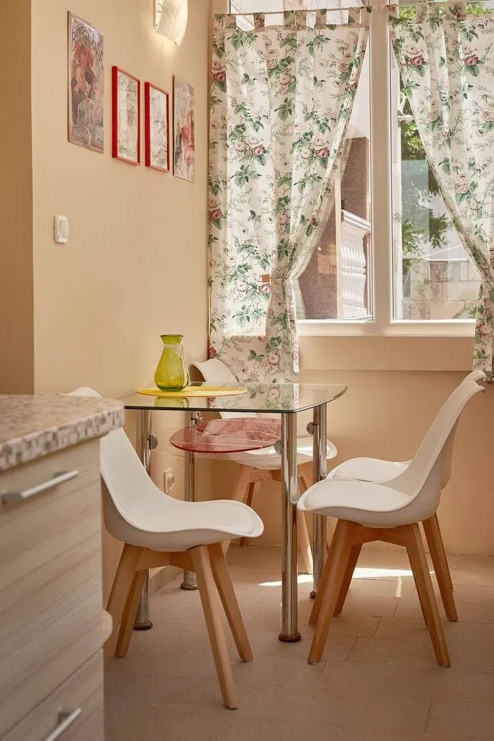 Prodaja, trosoban stan, 72m², Prčanj, Kotor