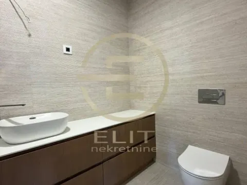 Prodaja, stan, 120m², Stari grad, Novi Sad - image 12