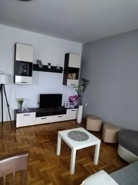 Rent, studio apartment, 31m², Bulevar Evrope, Novi Sad Sve Podlokacije