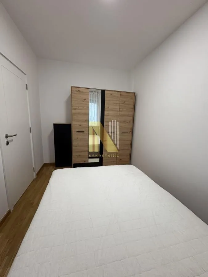 Izdavanje, jednosoban stan, 39m², Avijatičarsko naselje, Novi Sad Sve Podlokacije