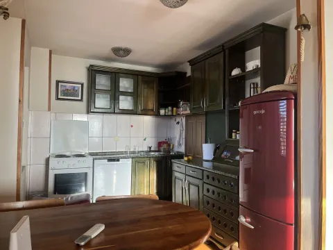 Izdavanje, dvosoban stan, 68m², Zagorič, Podgorica - image 3