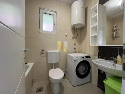 Izdavanje, trosoban stan, 52m², Grbavica, Novi Sad Sve Podlokacije - image 9