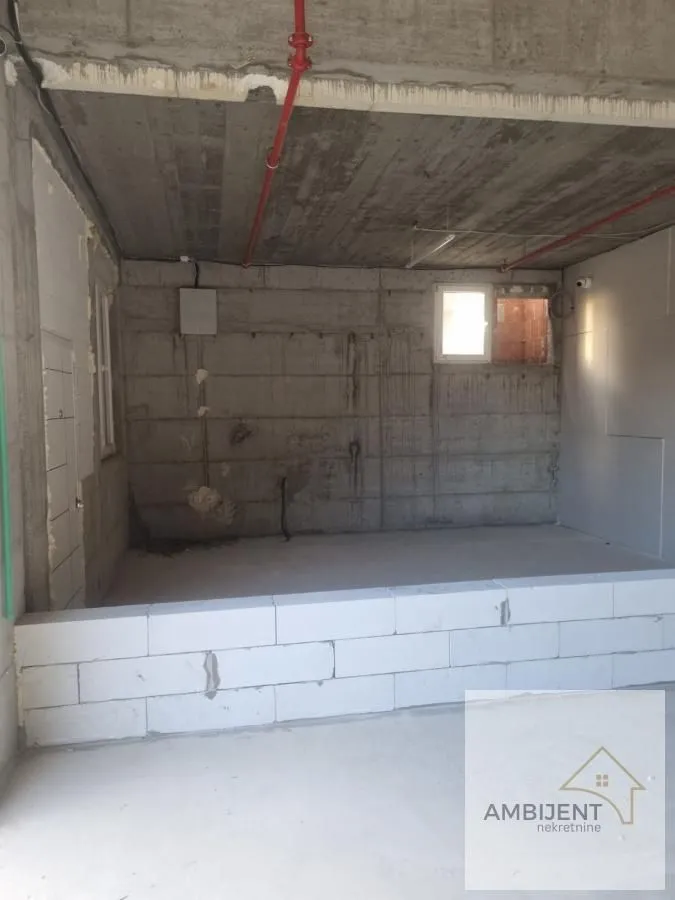 Rent, office space, 600m², Zvezdara Sve Podlokacije, Beograd