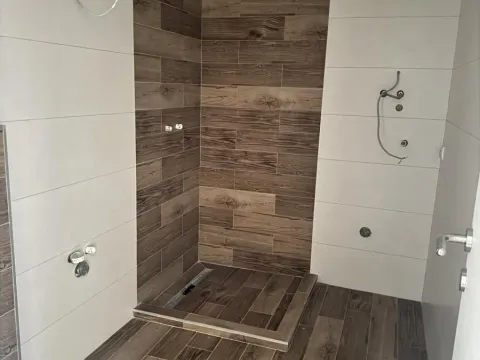 Prodaja, trosoban stan, 71m², Stari Banovci, Stara Pazova - image 2