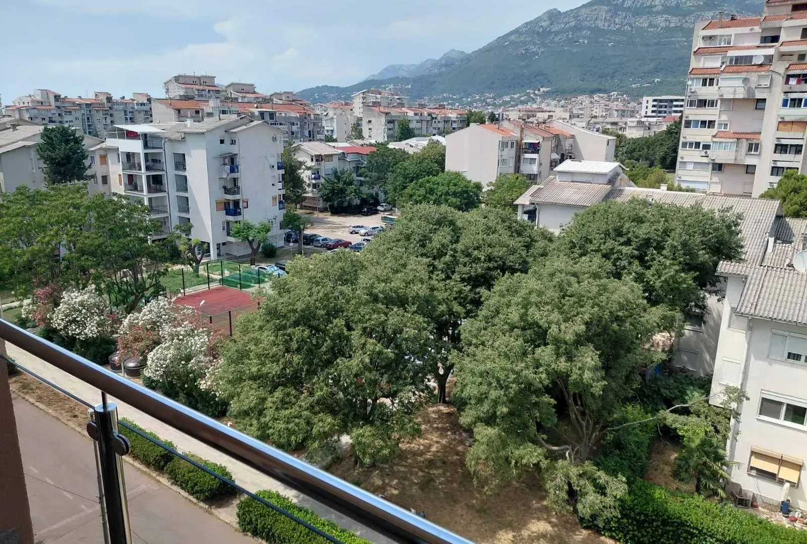 Rent, one bedroom apartment, 47m², Centar, Bar