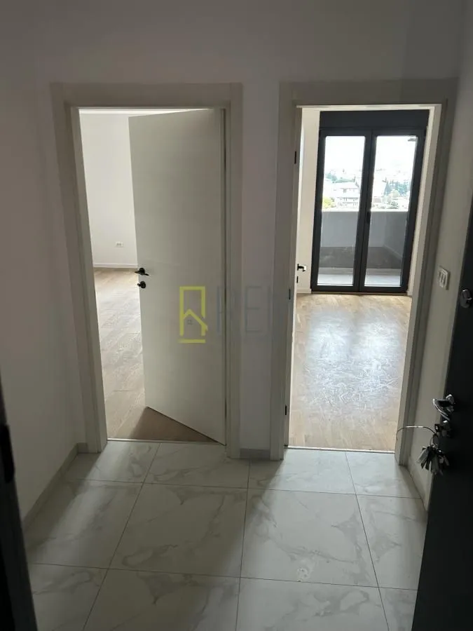Prodaja, jednosoban stan, 44m², Stari Aerodrom, Podgorica