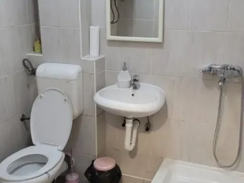 Izdavanje, garsonjera, 25m², Grbavica, Novi Sad Sve Podlokacije - image 3