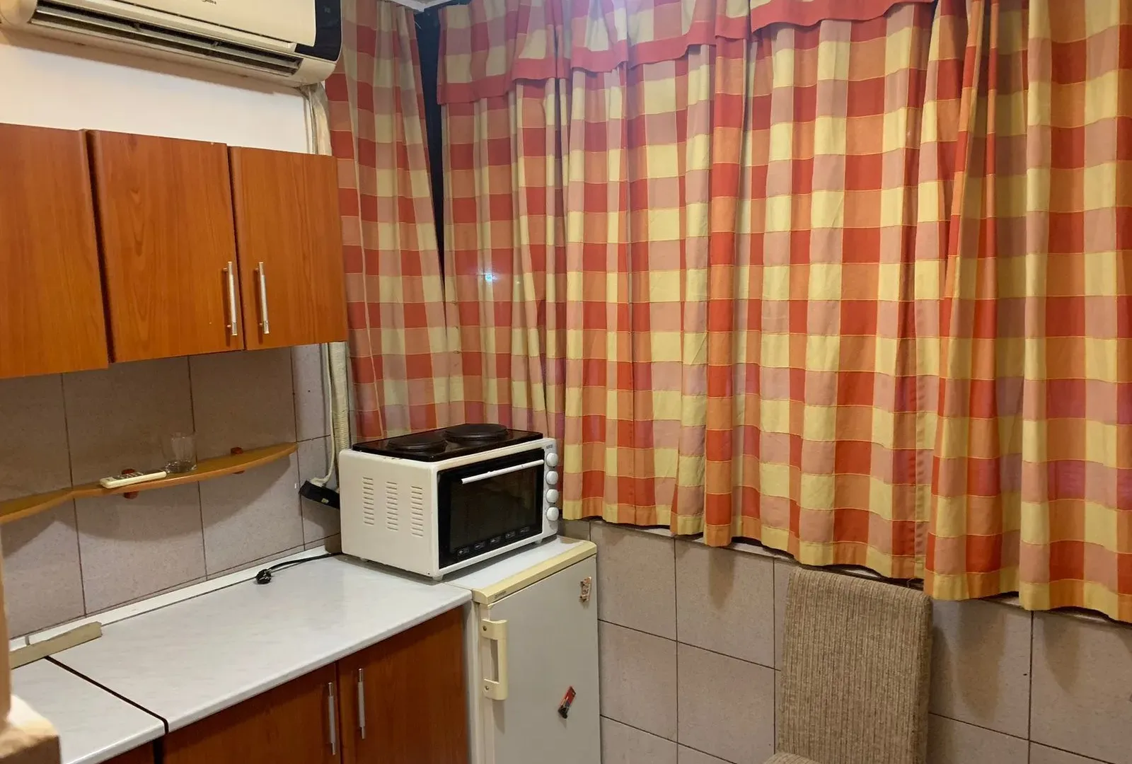 Izdavanje, stan, 21m², Centar, Podgorica