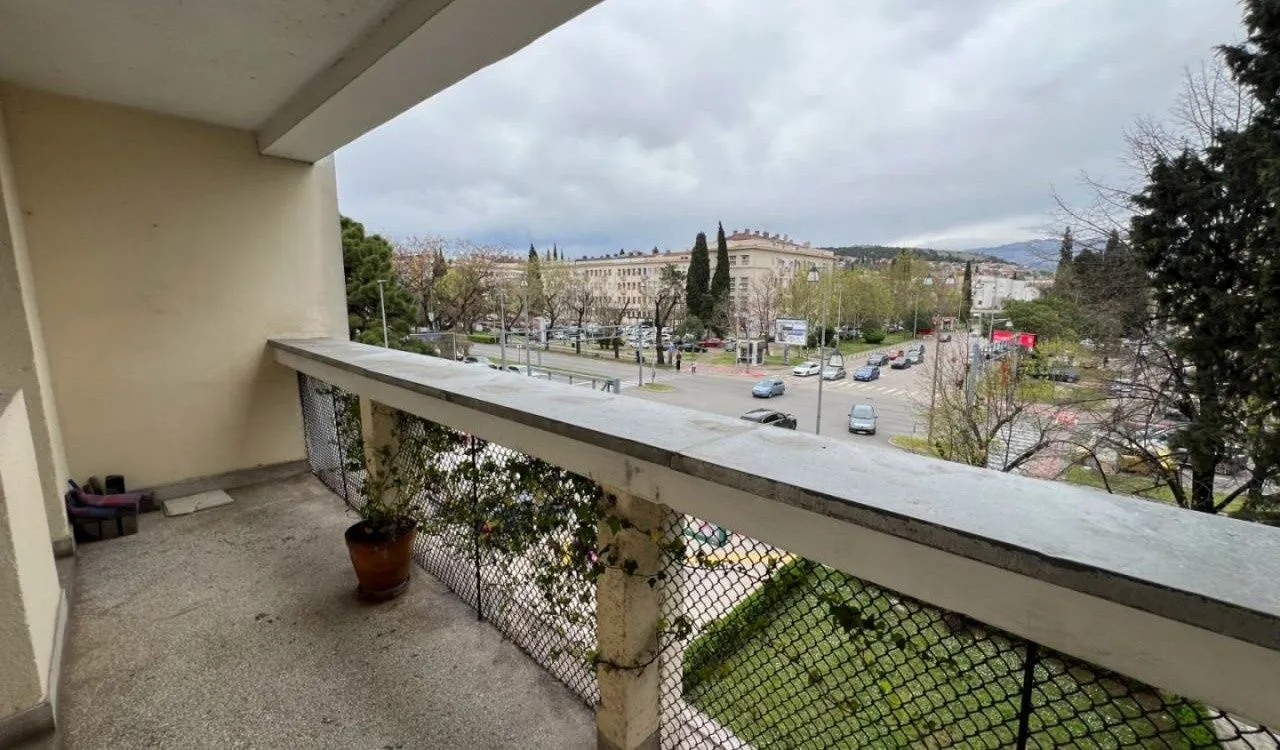 Rent, four bedroom apartment, 120m², Preko Morače, Podgorica