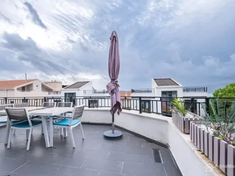 Sale, two bedroom apartment, 47m², Tivat, Crna Gora - image 7