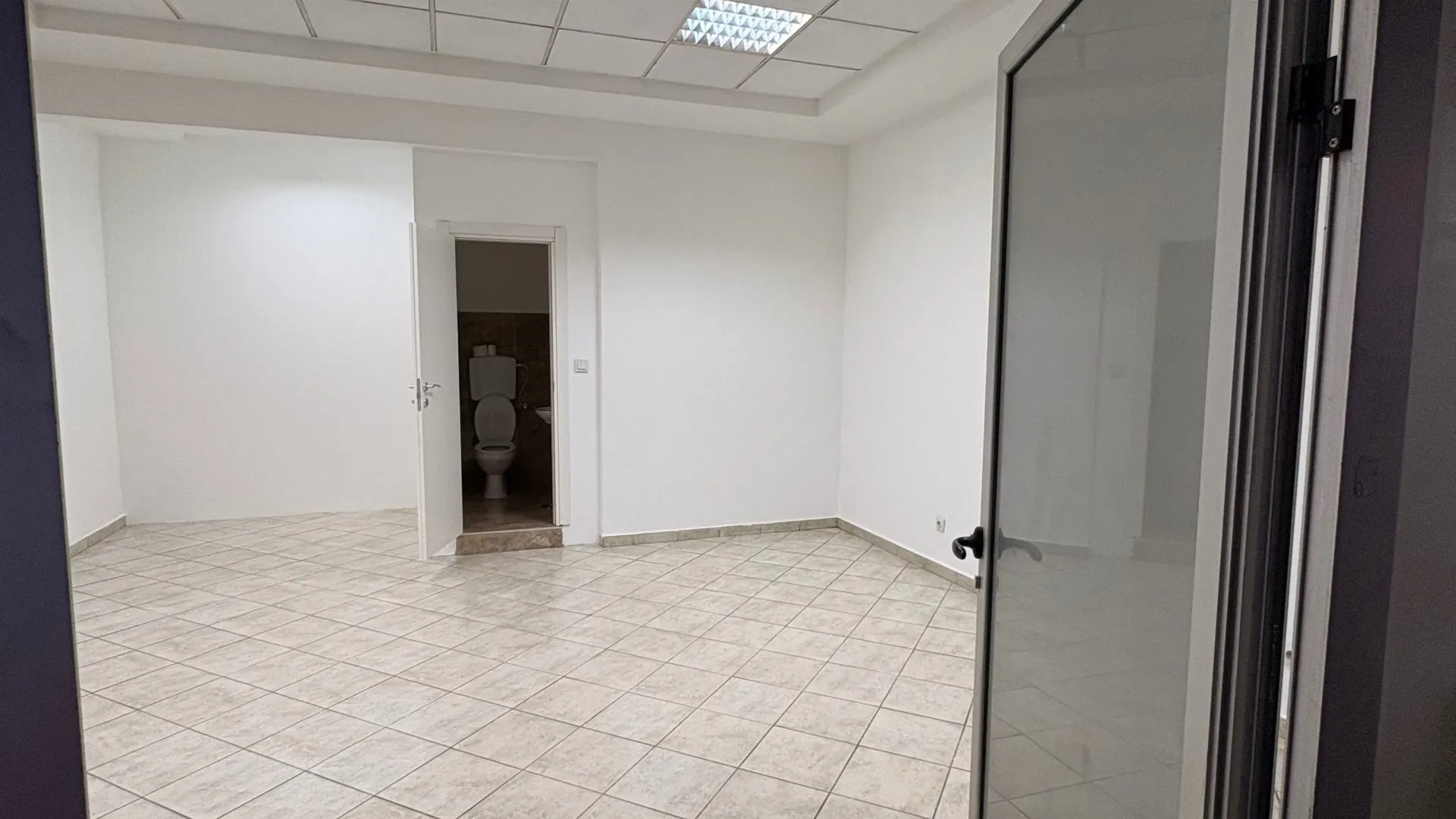 Sale, office space, 31m², Pobrežje, Podgorica