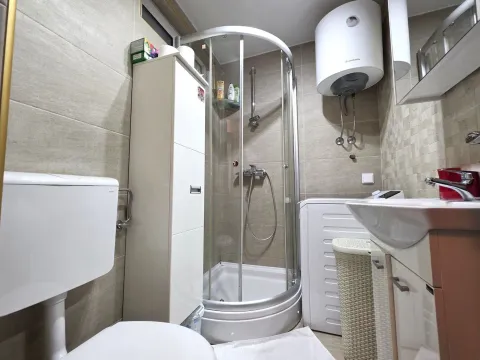 Izdavanje, stan, 56m², Preko Morače, Podgorica - image 10