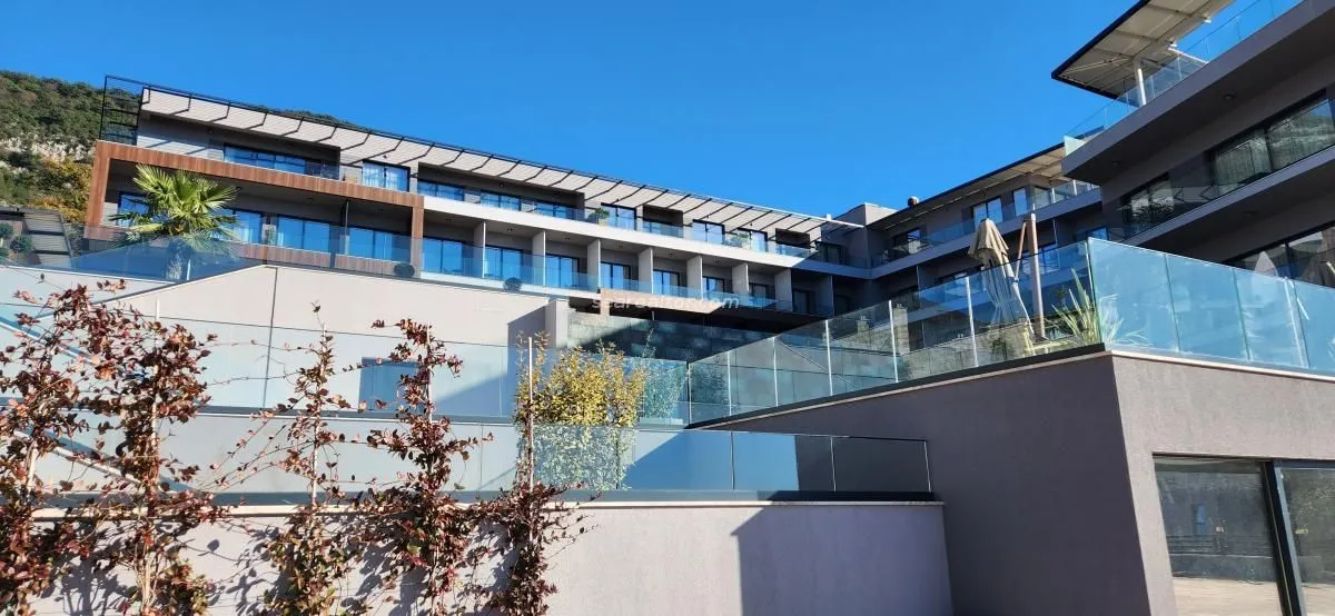 Prodaja, garsonjera, 27m², Kavač, Kotor