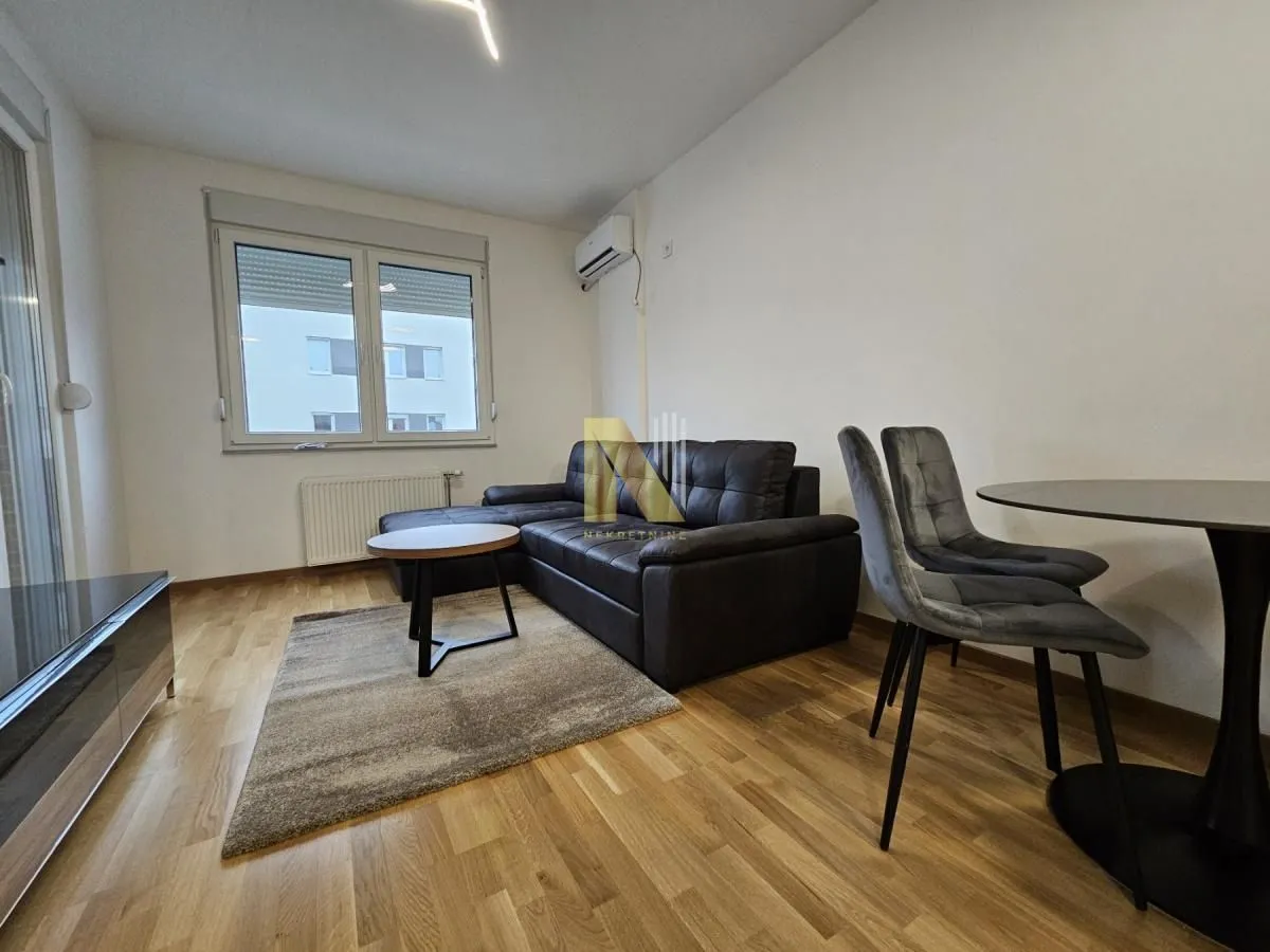 Rent, one bedroom apartment, 42m², Avijatičarsko naselje, Novi Sad Sve Podlokacije