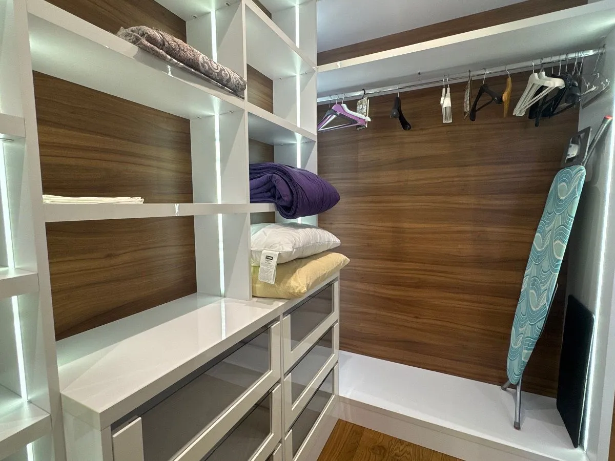 Izdavanje, dvosoban stan, 67m², Južni Bulevar, Vračar Sve Podlokacije