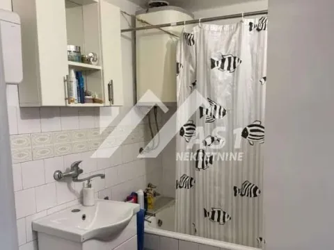 Izdavanje, dvosoban stan, 48m², Socijalno, Novi Sad Sve Podlokacije - image 8