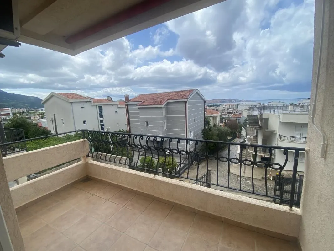 Rent, studio apartment, 30m², Šušanj, Bar