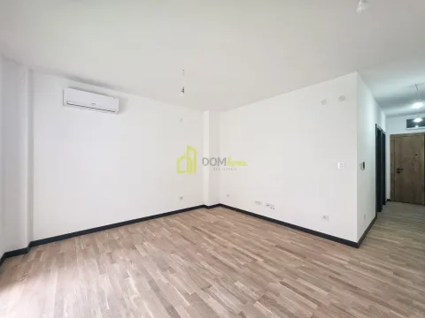 Sale, two bedroom apartment, 80m², Gorica C, Podgorica - image 5