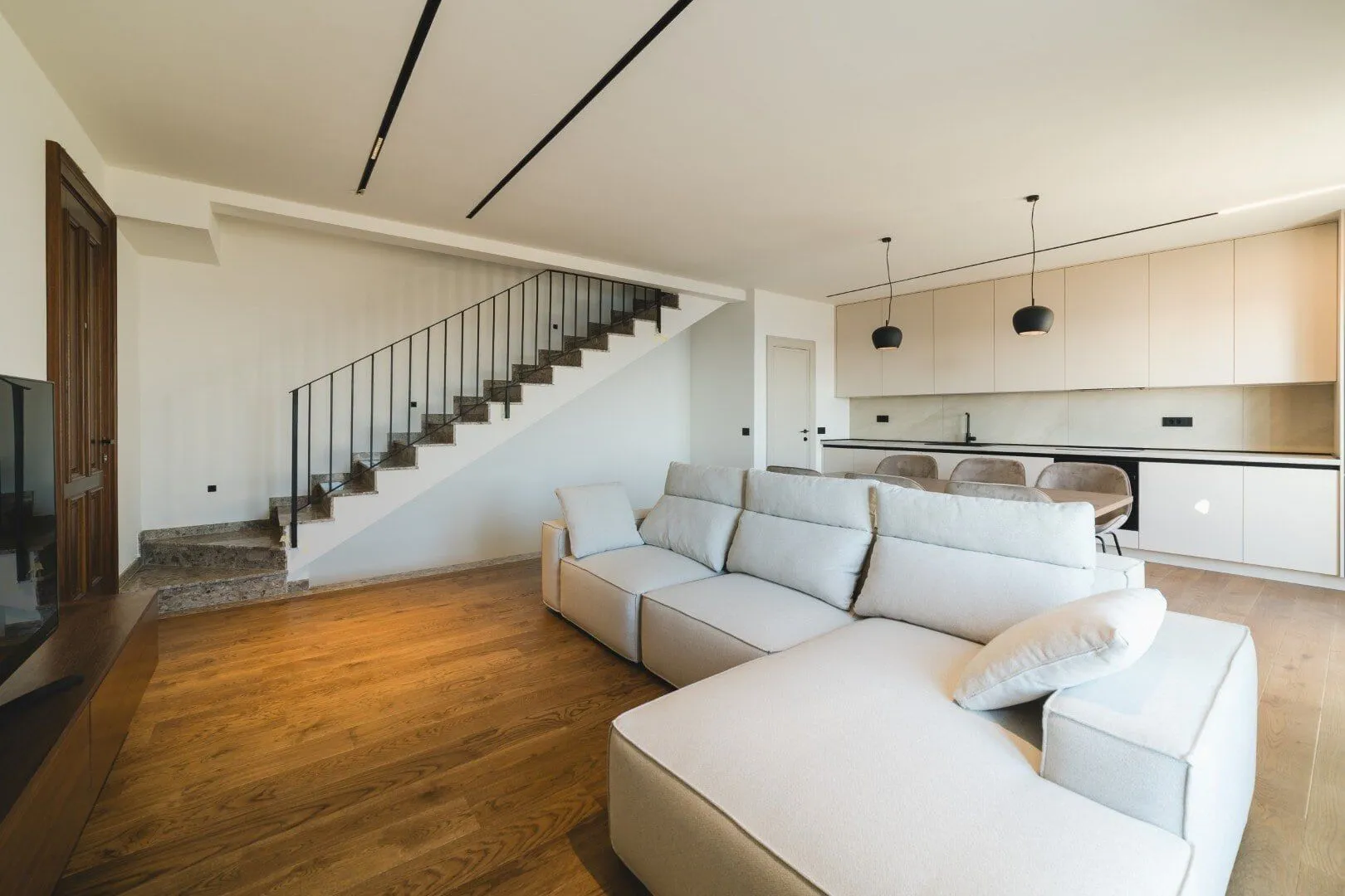 Prodaja, kuća, 197m², Reževići, Budva
