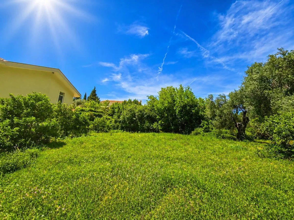 Prodaja, plac, 654m², Reževići, Budva