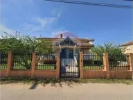 Izdavanje, kuća, 320m², Zagorič, Podgorica - image 10