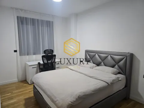 Rent, three bedroom apartment, 130m², Dalmatinska ulica, Podgorica - image 7