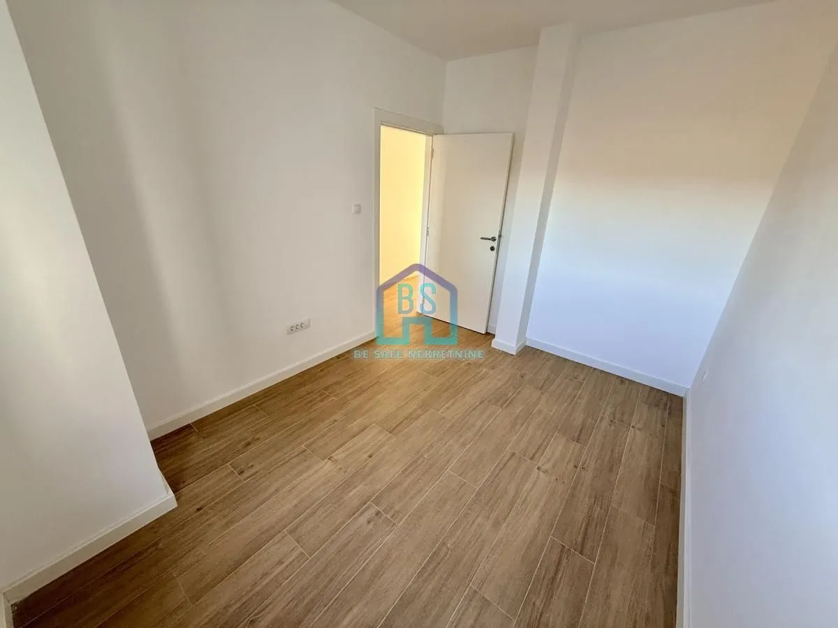 Prodaja, trosoban stan, 72m², Alibegovac, Petrovaradin