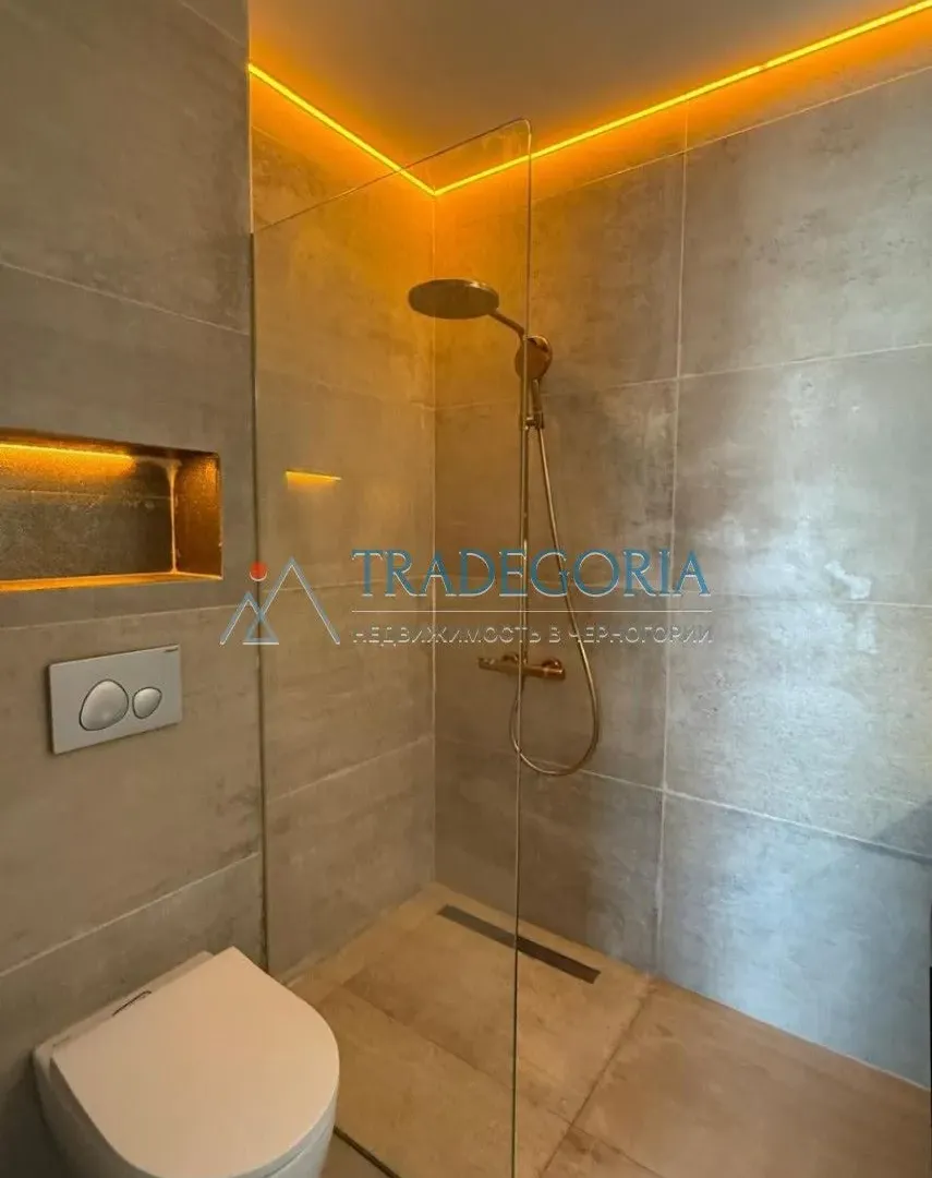 Prodaja, dvosoban stan, 70m², Tivat, Crna Gora