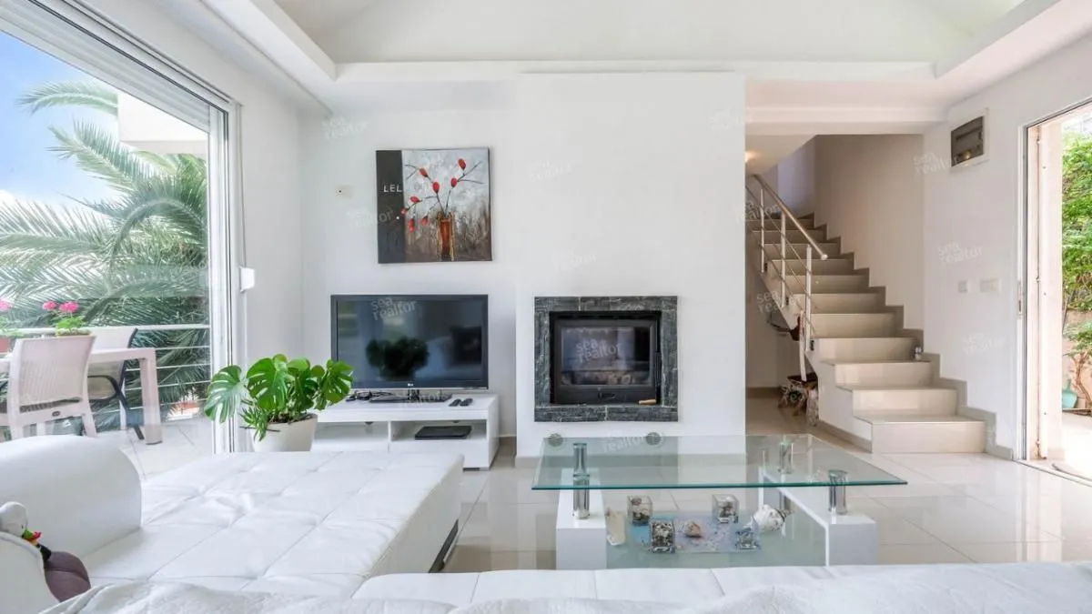 Sale, house, 200m², Krašići, Tivat