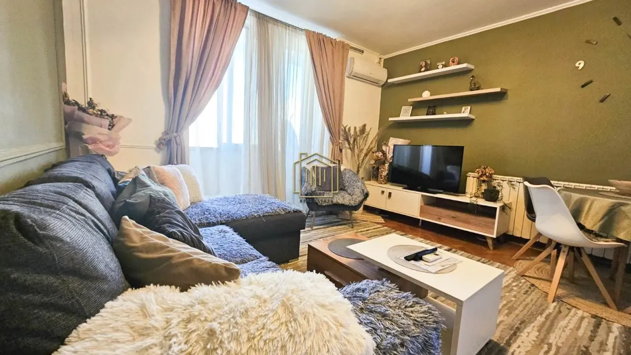 Izdavanje, jednosoban stan, 49m², Preko Morače, Podgorica