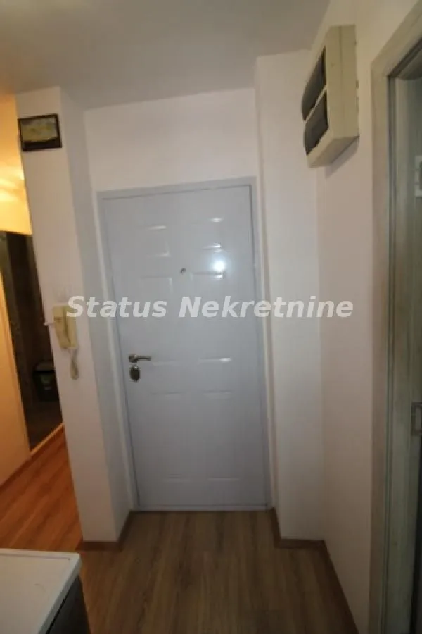 Izdavanje, dvosoban stan, 52m², Liman 3, Novi Sad Sve Podlokacije